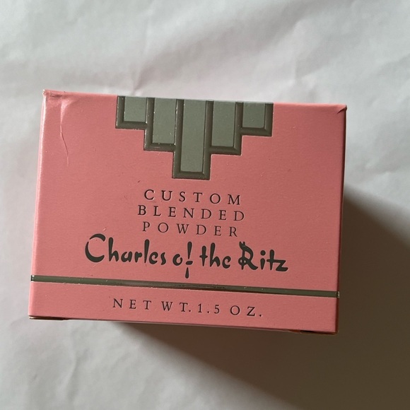 Charles of the Ritz custom blended powder brand new shade rose beige - Picture 8 of 16
